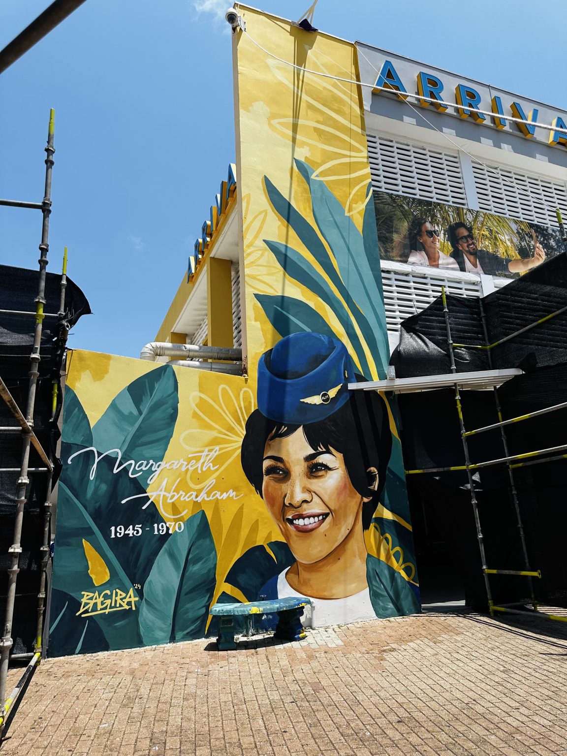 AIRPORT MURAL MARGARETH ABRAHAM BY artist BAGIRA from curaçao international